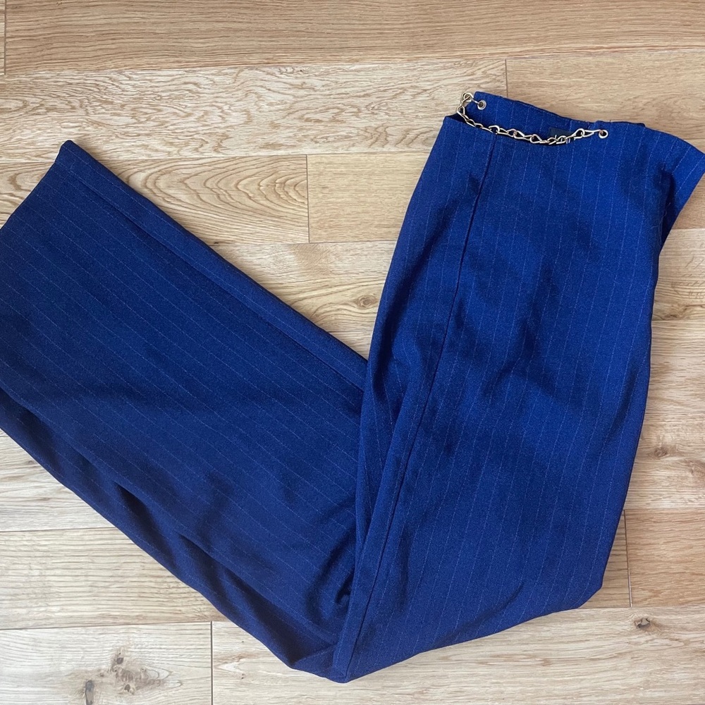 Lioness trousers with chain detail
